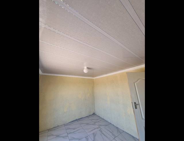 2 BEDROOM PROPERTY TO RENT IN MANKWENG